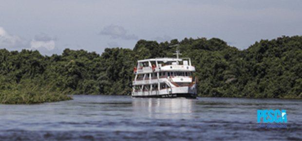 Barco Oásis do Pantanal