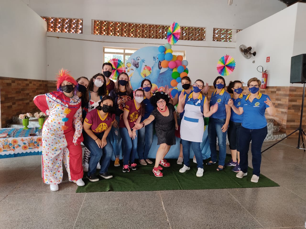 Festa do dia das crianças no Lar Santo Antônio - LC de Tupã