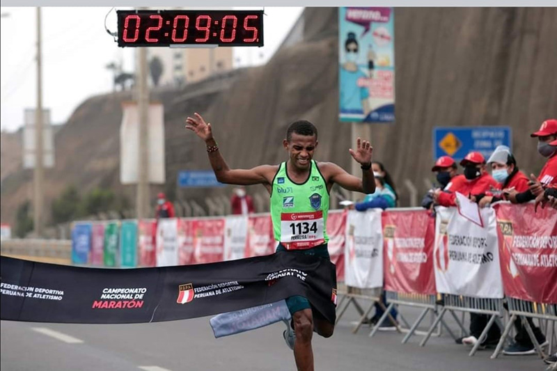 Daniel venceu a Maratona de Lima com o tempo oficial de 2:09:04